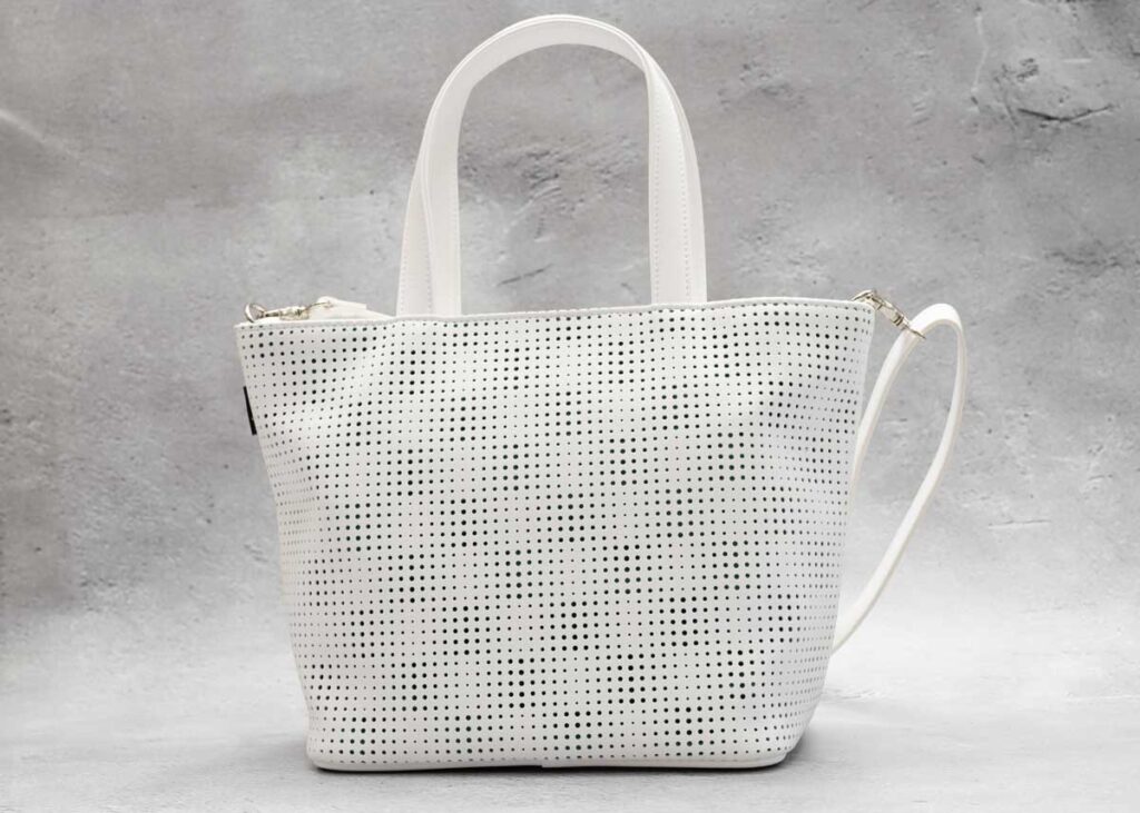 Sobagni「TRICK TOTE」の外観